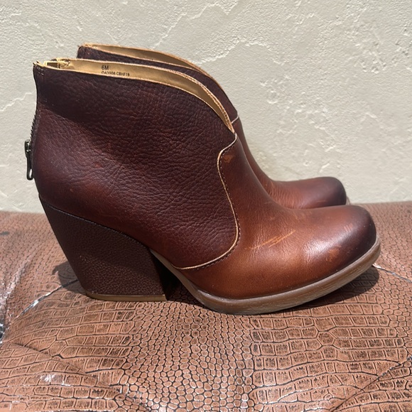 Korks Gemini V booties sz 6 - Picture 2 of 7